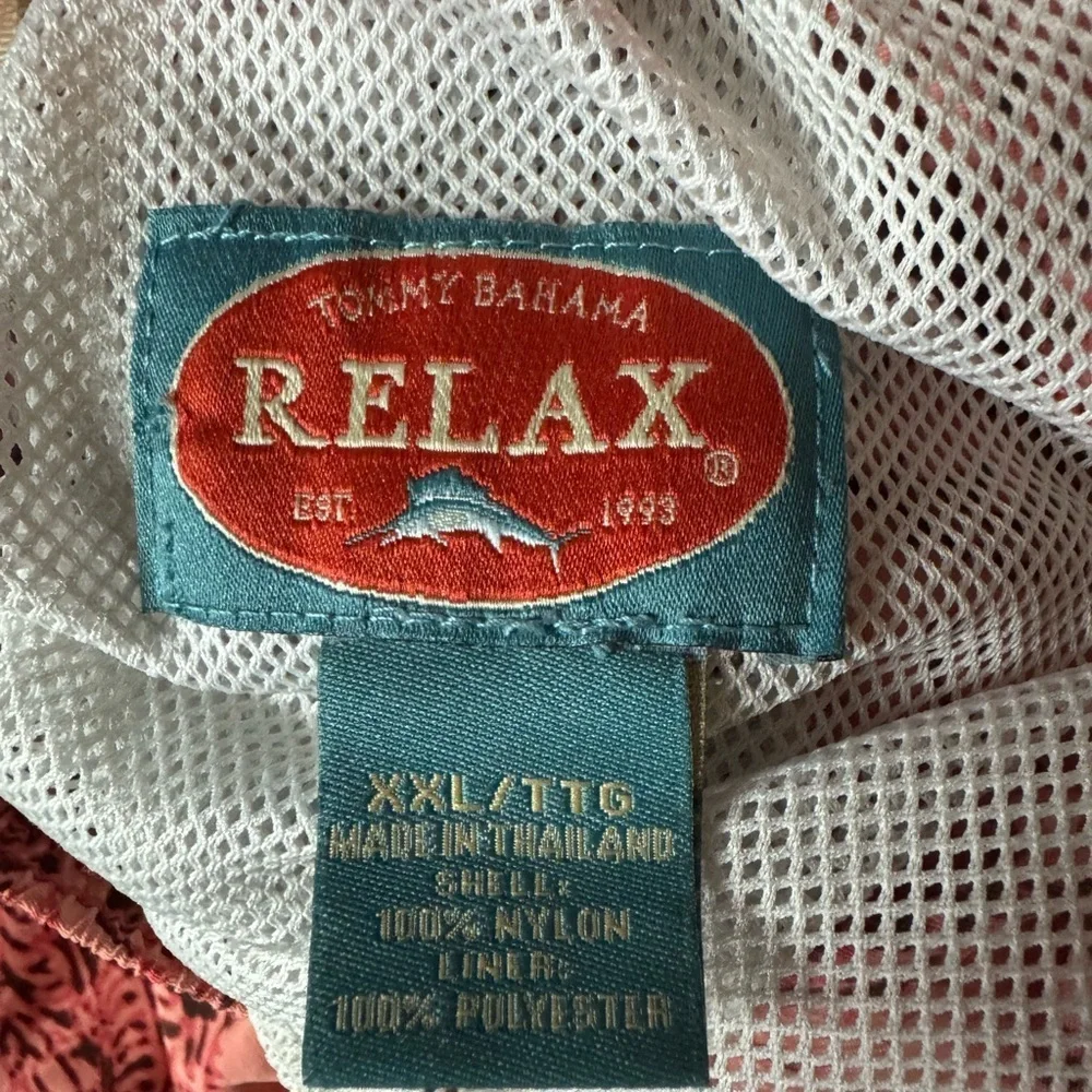 Tommy Bahama Relax coral color swim trunks with paisley print Size XXL